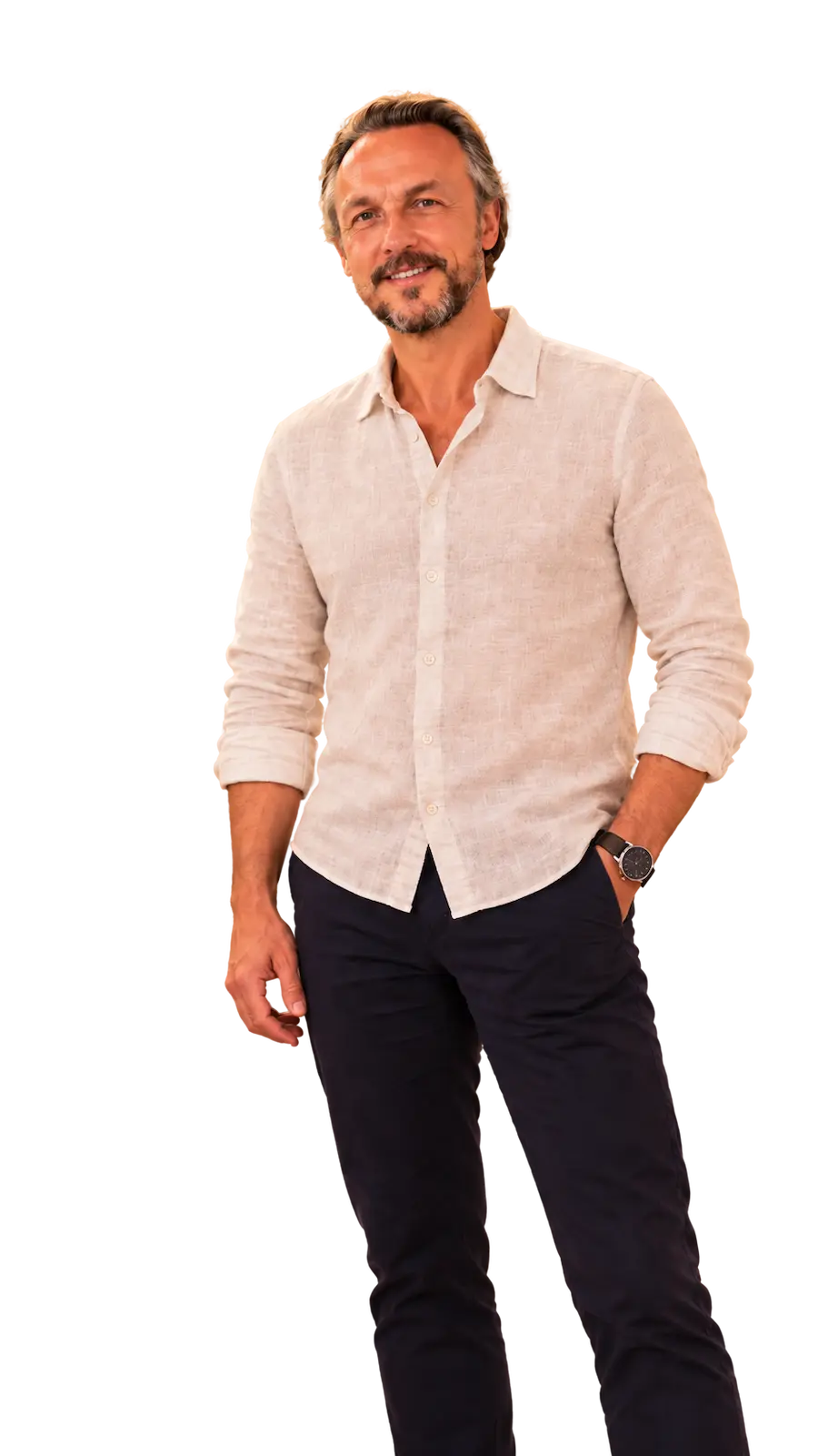 Nicolas Van Caemerbeke, coach professionnel de dirigeants, debout et souriant, en chemise claire